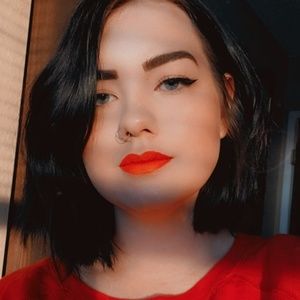 Meet your Posher, Mari